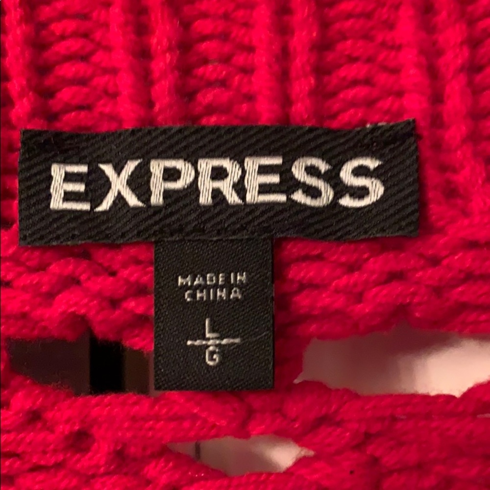 sweater - Picture 2 of 3